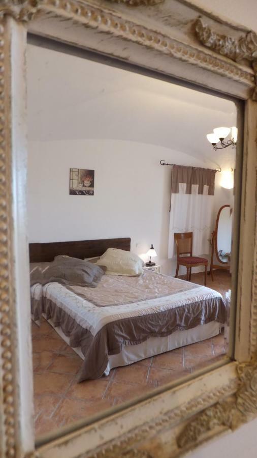 Les Chambres De L'Hote Antique Pietra Longa Salvini Eksteriør billede