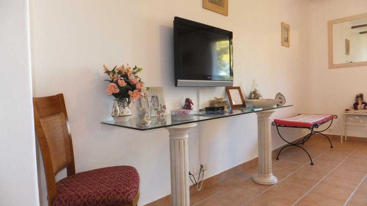 Les Chambres De L'Hote Antique Pietra Longa Salvini Eksteriør billede